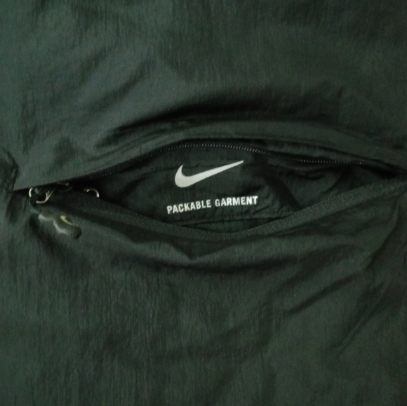 Men's Nike AeroLayer Running Gilet Vest - Picture 5 of 6